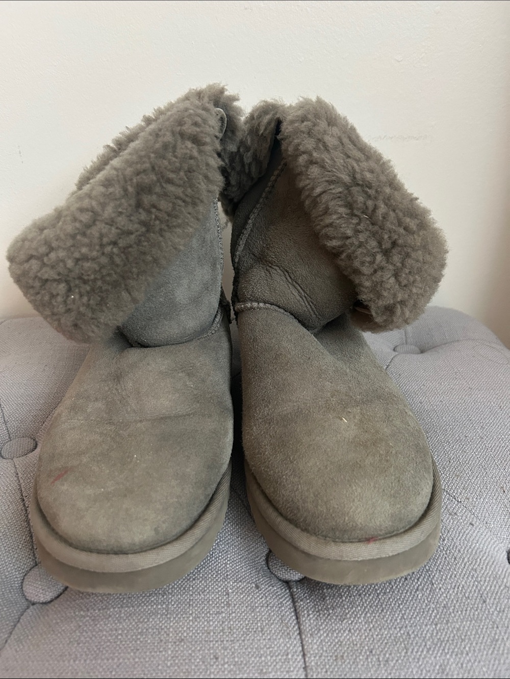 UGG Short Button Suede Boot in Gray